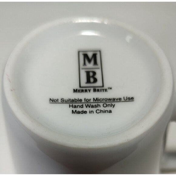 Merry Brite 4 Piece Porcelain Dinnerware Set Christmas Gift Pattern,  Vintage - Picture 8 of 10